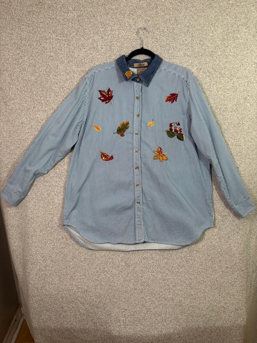 Vintage Just My Size Blue Stripe Embroidered Fall Leaf Shirt
